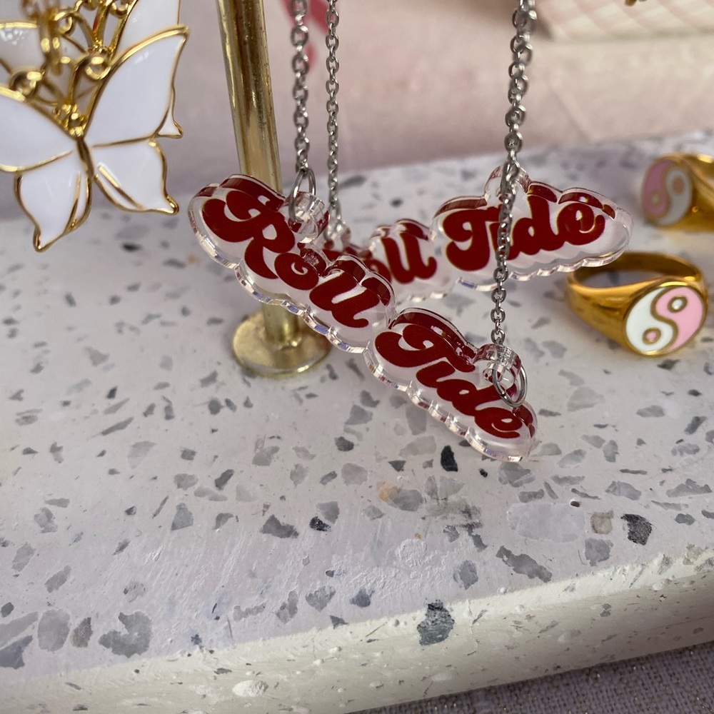 Roll tide retro necklace